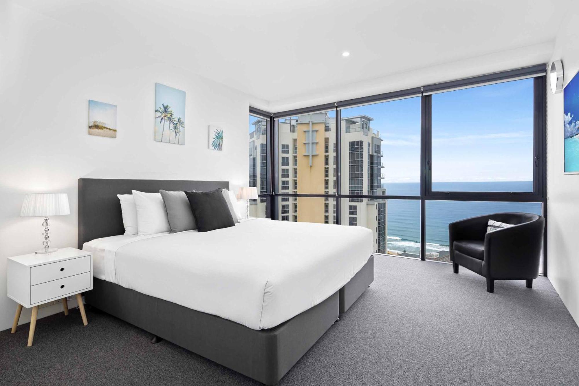 Holiday Holiday Circle On Cavill Apartments Gold Coast Room photo