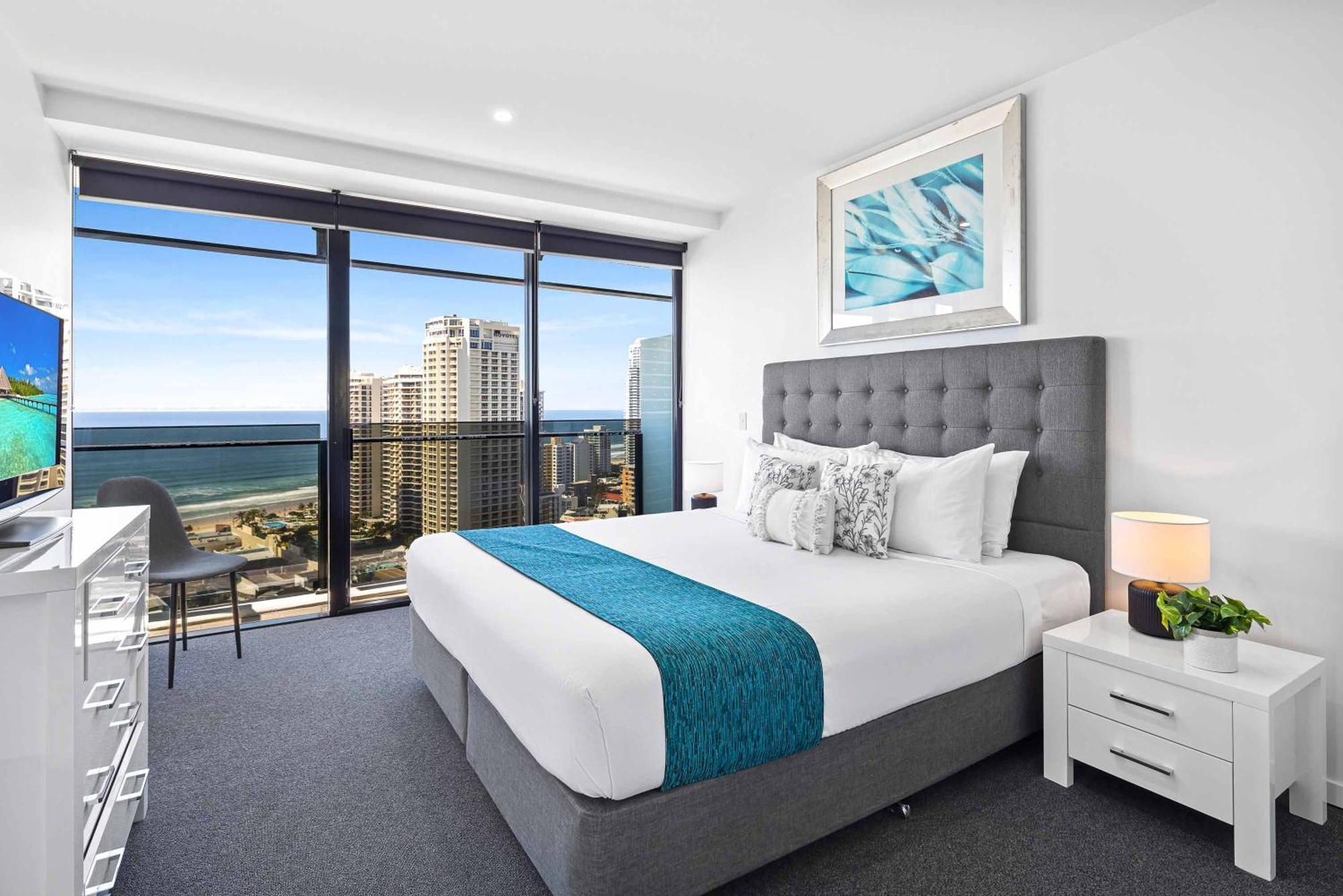 Holiday Holiday Circle On Cavill Apartments Gold Coast Room photo