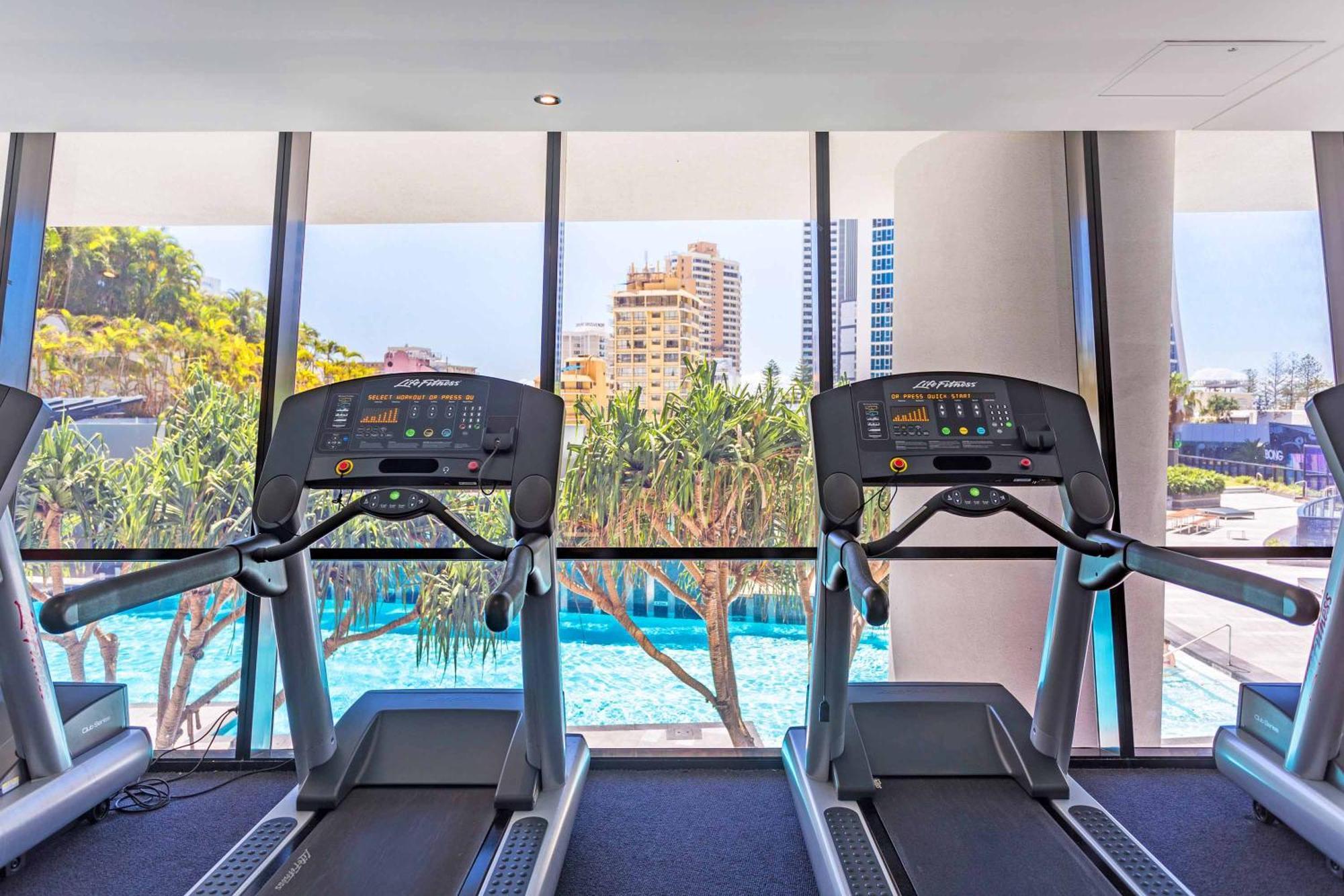 Holiday Holiday Circle On Cavill Apartments Gold Coast Exterior photo