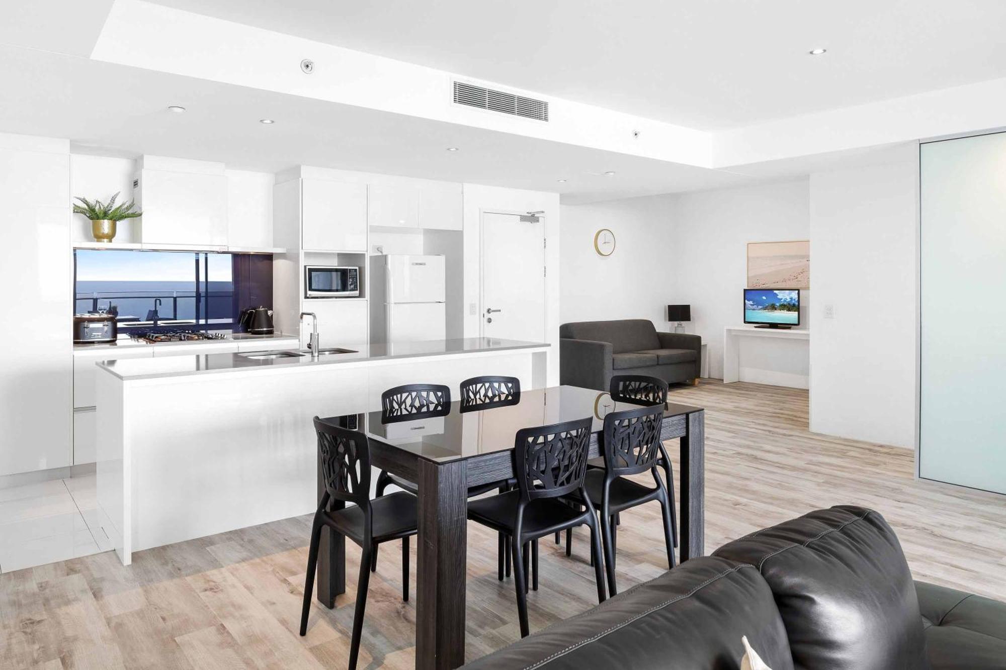 Holiday Holiday Circle On Cavill Apartments Gold Coast Room photo