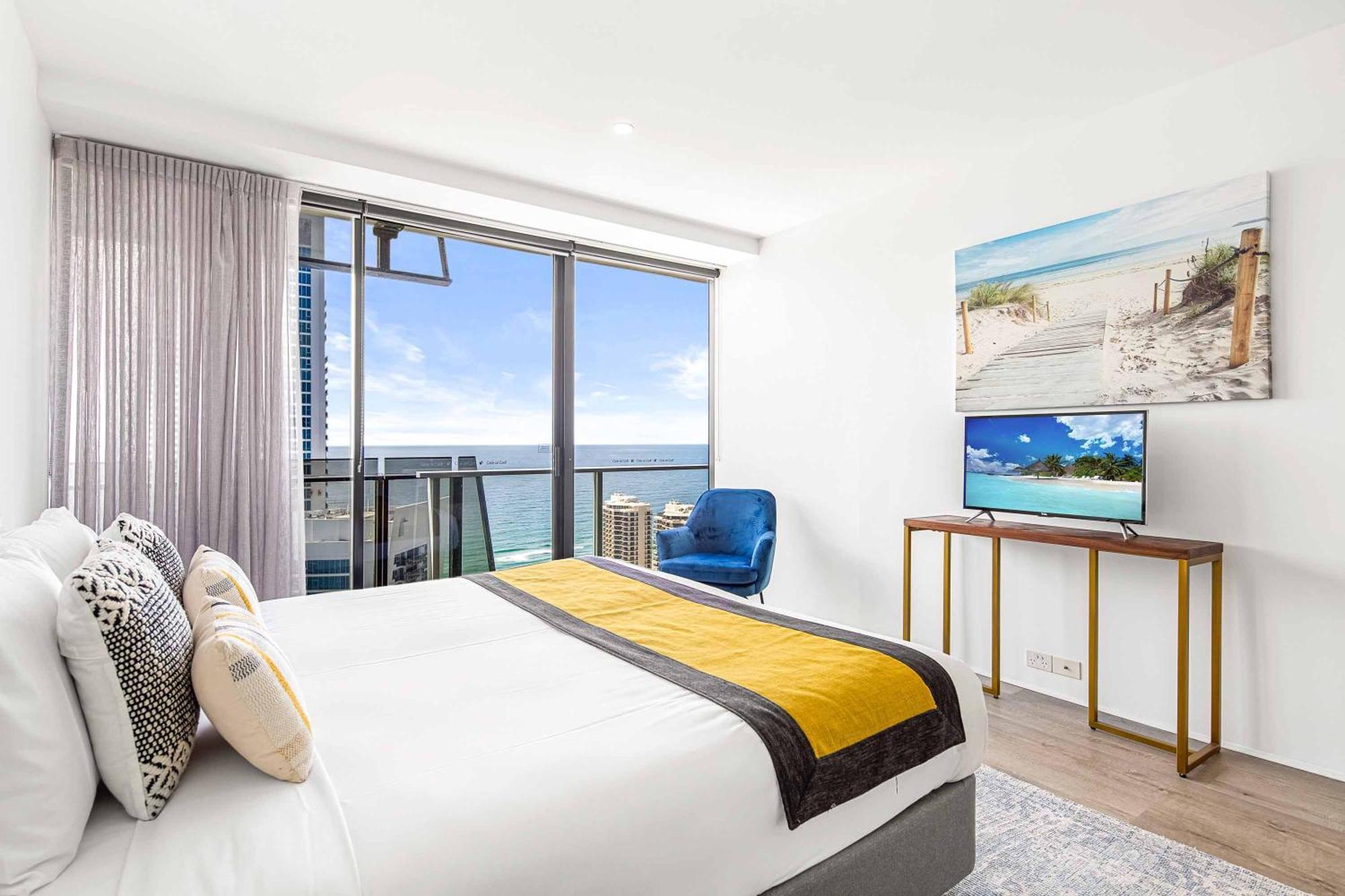 Holiday Holiday Circle On Cavill Apartments Gold Coast Room photo