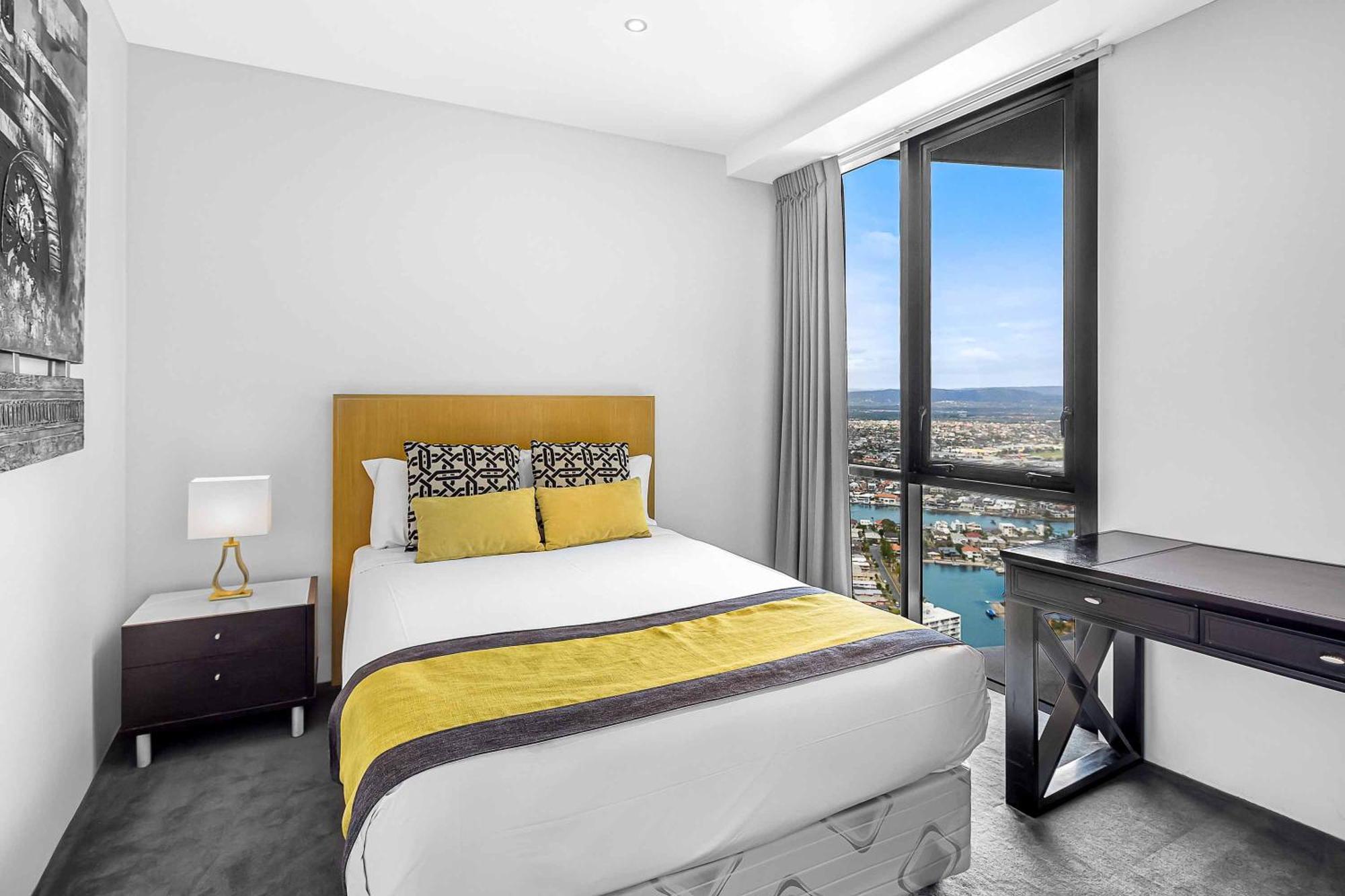 Holiday Holiday Circle On Cavill Apartments Gold Coast Room photo